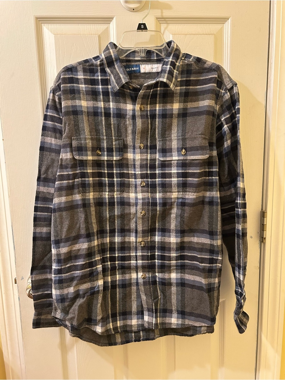 Old Navy Men's Blue and Gray Plaid Button-Down Flannel Shirt